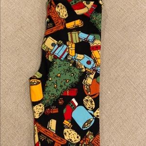 Youth L/XL Christmas leggings
